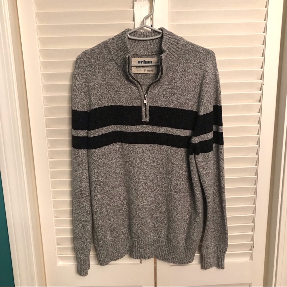 Urban Pipeline mens 1/4 zip grey sweater medium